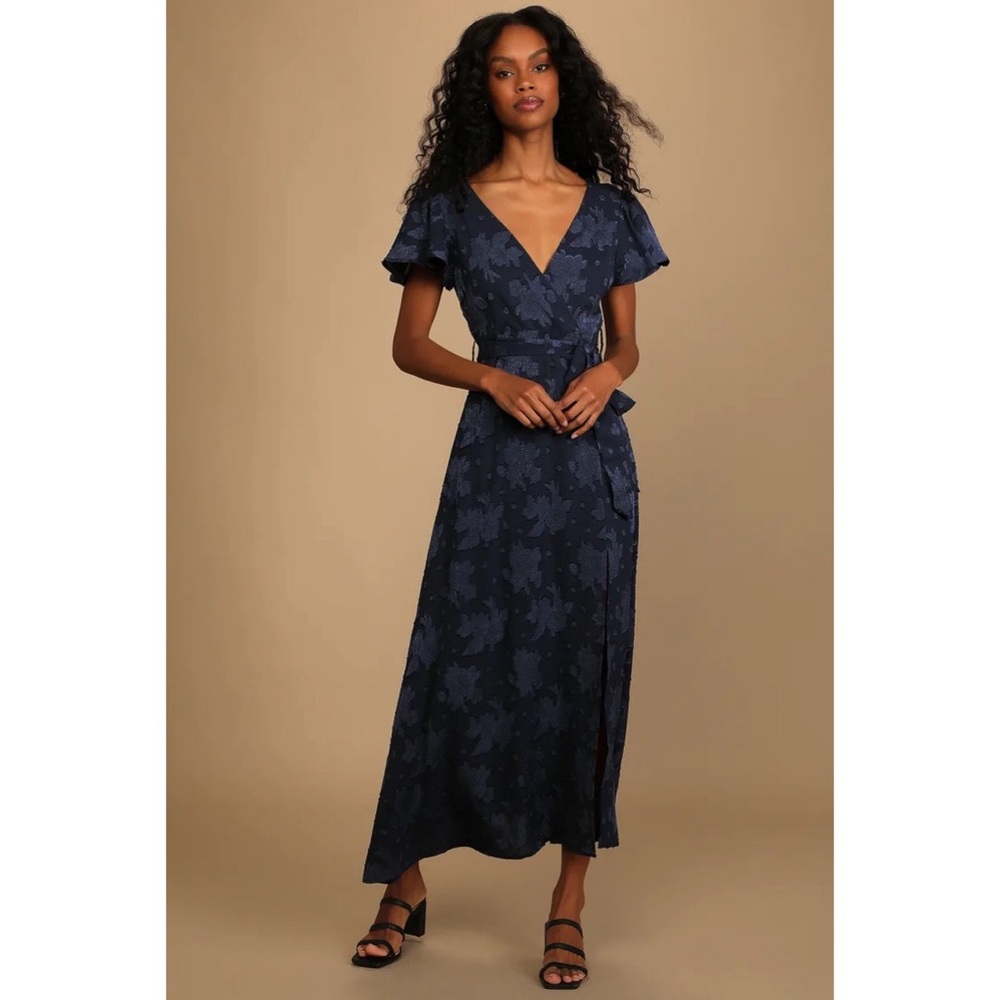 Lulu's Navy Floral Maxi Dress